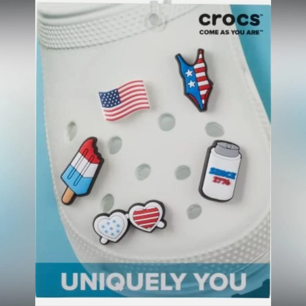 NWT Crocs Jibbitz Kids Patriotic 5 Piece Se 4th of July‎ USA Red White &  Blue
